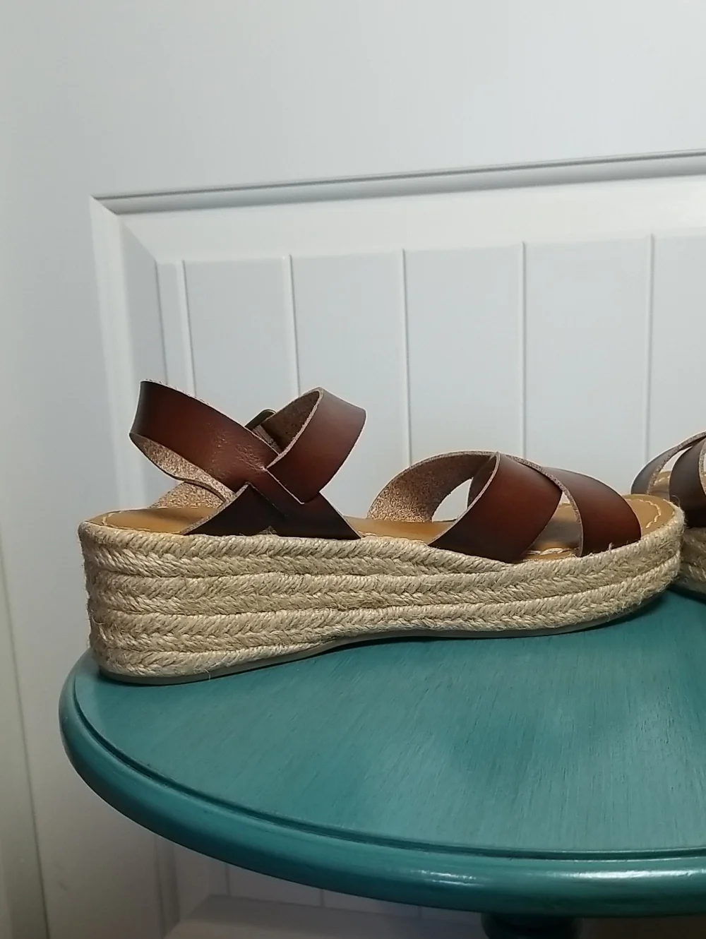 Brown Leather Espadrille Wedge Sandals By Amazon Essentials Size 8 EUC